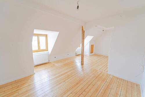 Zimmer 2 - Lübecker Lebensart à la française - großer Altbau mit Seele und neuer EBK