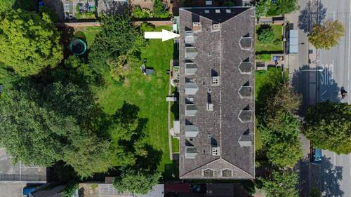 Luftbild mit Markierung - 3 Zimmer Etagenwohnung zum Kaufen in Lübeck