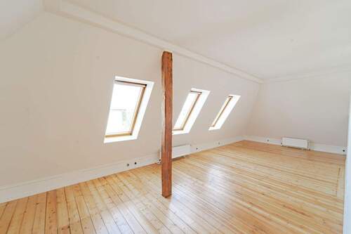 Zimmer 3 - Etagenwohnung mit 110,00 m² in Lübeck zum Kaufen