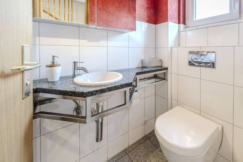 Separates Gäste-WC - 