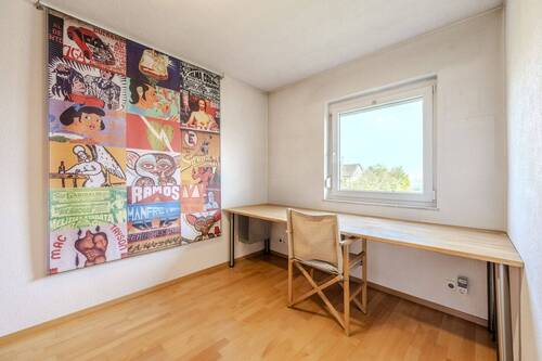 Vielseitig nutzbares Zimmer - 