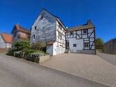 Seitenansicht - 7 Zimmer Einfamilienhaus in Edertal