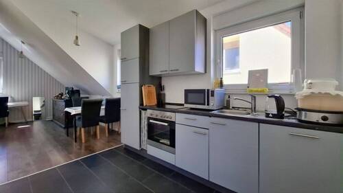 Wohnung 2 - Küche und Essbereich - 