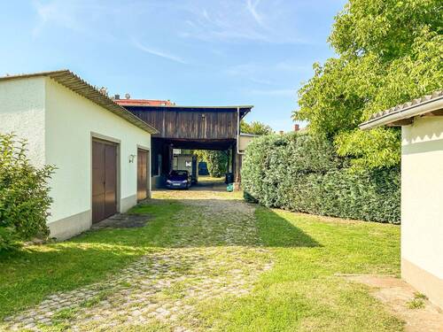Carport - 