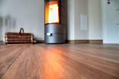 Detail Kamin und neuer Boden Wohnzimmer - 