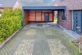 Carport mit Abstellraum - 