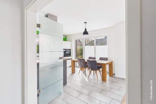 EG Blick in die Küche - 