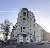 Charmantes Mehrfamilienhaus mit Gewerbefläche in etablierter Krefelder Lage