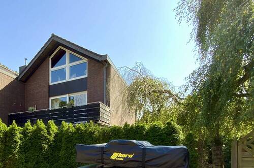 Straßenansicht - 6 Zimmer Reihenendhaus zum Kaufen in Jever