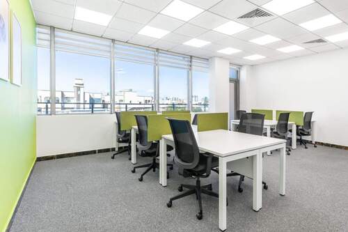 Regus Almutawasit 5728 Tripoli Libya Coworking Spa - Buchen Sie einen reservierten Coworking-Arbeitsplatz oder Hot Desk in Regus Von Richthofen Park