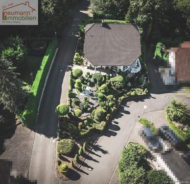 Drohne schräg Dachseite - 