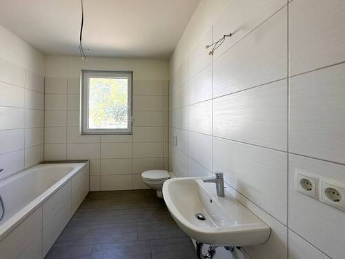 Musterwohnung - Tageslichtbad - Etagenwohnung mit 88,00 m&sup2; in Eilenburg zur Miete
