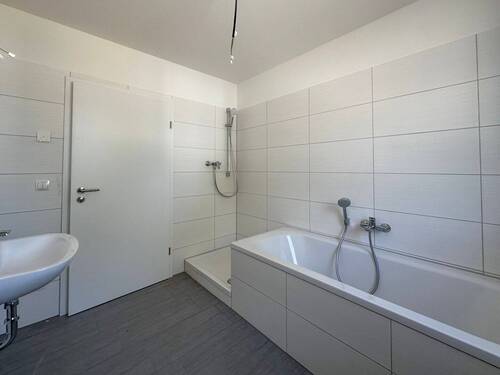 Musterwohnung - Vollbad - 