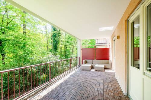 Geräumige Loggia mit Blick ins Grüne - 3 Zimmer Etagenwohnung zum Kaufen in München