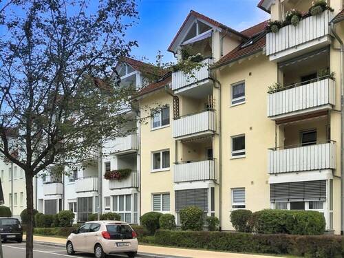 Ansicht Wiesenstraße - 8 Zimmer Etagenwohnung zum Kaufen in Delitzsch
