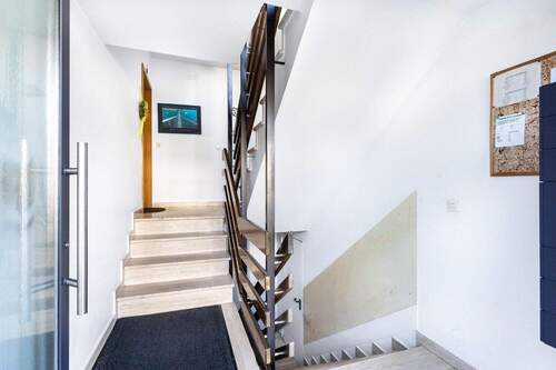 Hauseingang - 3 Zimmer Etagenwohnung in Gütersloh