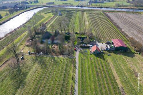 Drohnenbild - 6 Zimmer Einfamilienhaus zum Kaufen in Großenwörden