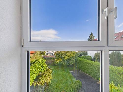 211d8dc1-ae46-4801-9cc1-43cc99ac9640 - 