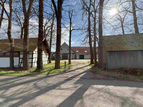 Bild1 - Whs. mit Fachwerknebengebäude - 349.500,00 EUR Kaufpreis, ca.  244,20 m² Wohnfläche