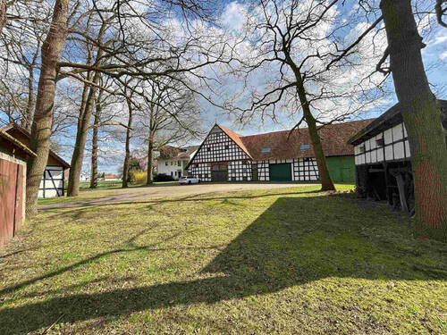 Bild2 - 6 Zimmer Mehrfamilienhaus, Wohnhaus zum Kaufen in Espelkamp