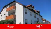 Vorderansicht - Dachgeschosswohnung mit Balkon - 105.000,00 EUR Kaufpreis, ca.  58,60 m² Wohnfläche