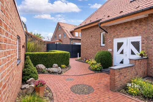 KI Eingangsbereich - 4 Zimmer Doppelhaushälfte zum Kaufen in Halle (Westf.)