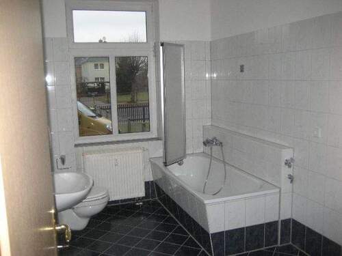 Bad - 2 Zimmer Etagenwohnung in Limbach-Oberfrohna