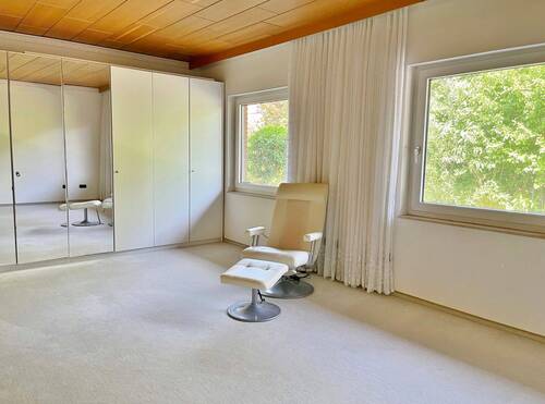 Hauptwohnung: Kinderzimmer/Büro - 