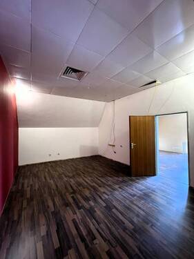 Zimmer 1 - Büro zur Miete in Lauf