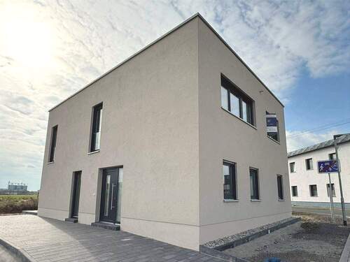 - bezugsfertig - - 5 Zimmer Einfamilienhaus in Delitzsch