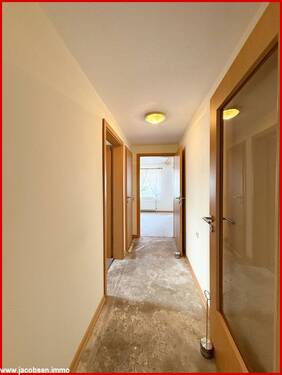 Zwischenflur zum Esszimmer / Wohnzimmer - 