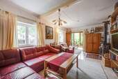 Wohnzimmer - 5 Zimmer Einfamilienhaus zum Kaufen in Weilheim