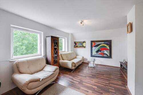 Zimmer - Einfamilienhaus mit 142,70 m&sup2; in Weilheim zum Kaufen