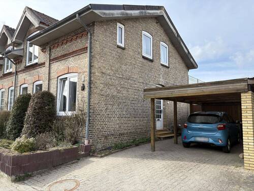 Außenansicht - 4 Zimmer Doppelhaushälfte zum Kaufen in Schleswig