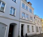 Hausansicht - Modernisiertes Mehrfamilienhaus in erstklassiger Innenstadtlage an der Obertrave in Lübeck