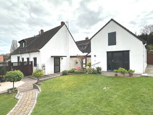 IMG_1370 - 5 Zimmer Mehrfamilienhaus, Wohnhaus in Bremen / Schönebeck