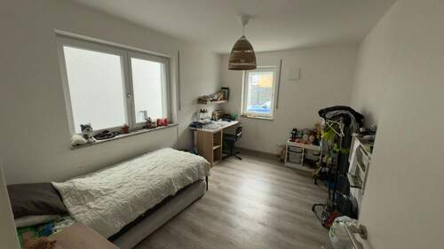 Schlafzimmer 2 - 