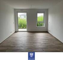 Rollstuhlgerechte Wohnung mit Fußbodenheizung, edlem Bad, moderner EBK, Terrasse! - Arnsdorf