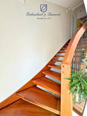 Treppe zum DG - 