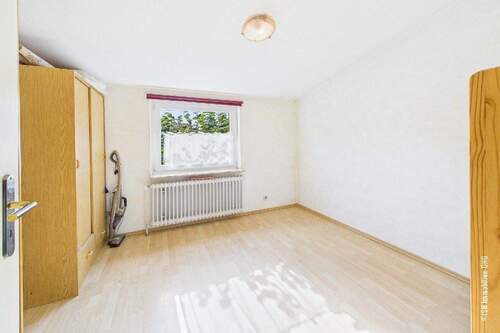 Zimmer 2 OG - 