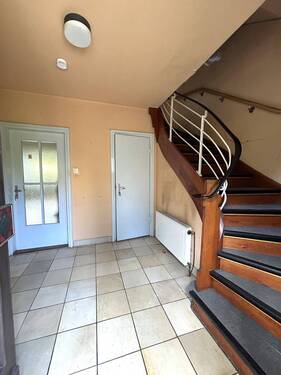 Eingangsbereich - 5 Zimmer Reihenendhaus zum Kaufen in Lübeck