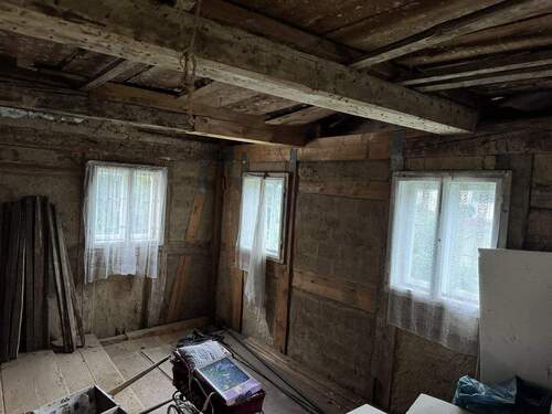 Neu aufgebaute Wand - 