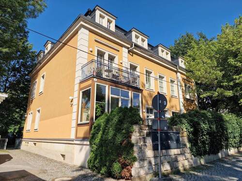 Marienallee 1 Aussenansicht - seltene Gelegenheit!- ruhige 2-Zimmer Dachgeschosswohnung mit Balkon im Preußischen Viertel