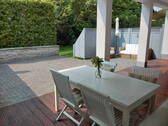 Sonnige Terrasse mit Sitzplatz - Doppelhaushälfte mit 147,00 m&sup2; in Wehrheim zum Kaufen