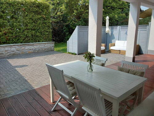 Sonnige Terrasse mit Sitzplatz - Doppelhaushälfte mit 147,00 m&sup2; in Wehrheim zum Kaufen