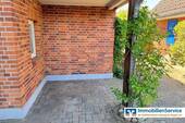 Sitzecke an der Garage - 