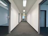 Flur zu den Büros - 