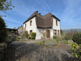 Hausansicht - Haus in Balve mit viel Raum und Gestaltungsmöglichkeiten