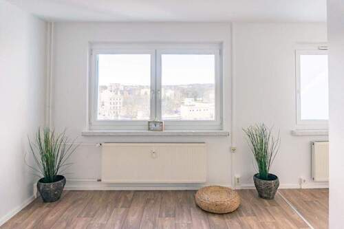 Wohnbereich Vergleichswohnung - Bezugsfertige Singlewohnung am Brühl-Boulevard