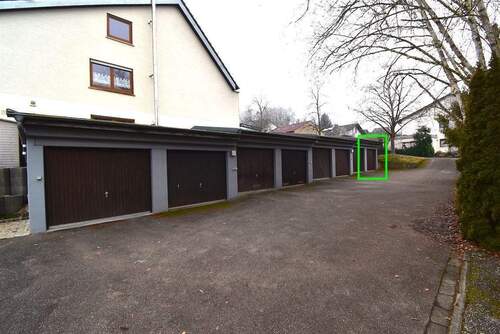 3-Garagen - 5 Zimmer Mehrfamilienhaus, Wohnhaus in Allensbach